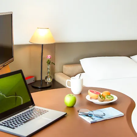 Aparthotel Adagio Centre 4*